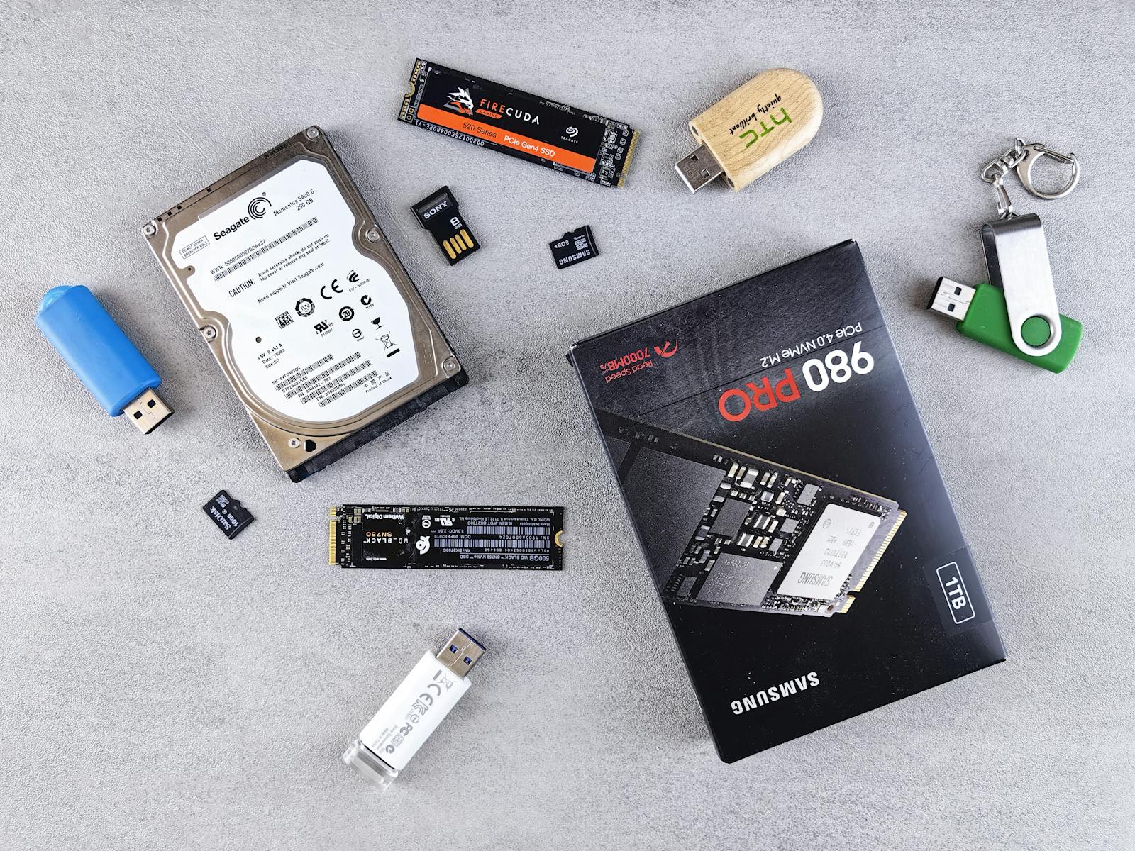 Discos de almacenamiento SSD M2